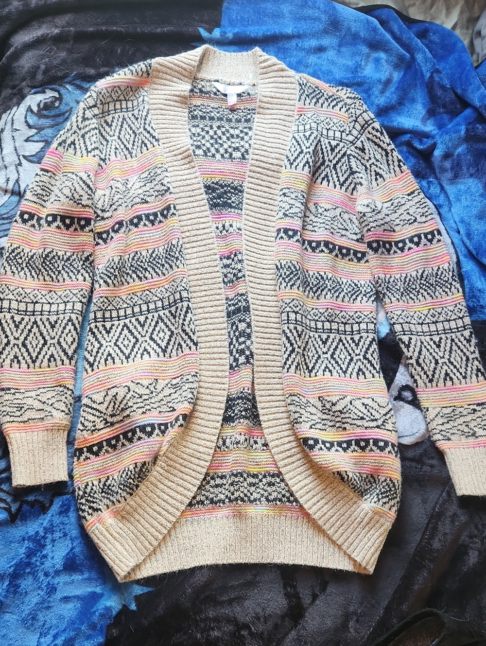 No Boundaries Open-Front Cardigan Sweater - Beige with Black & eon Colors